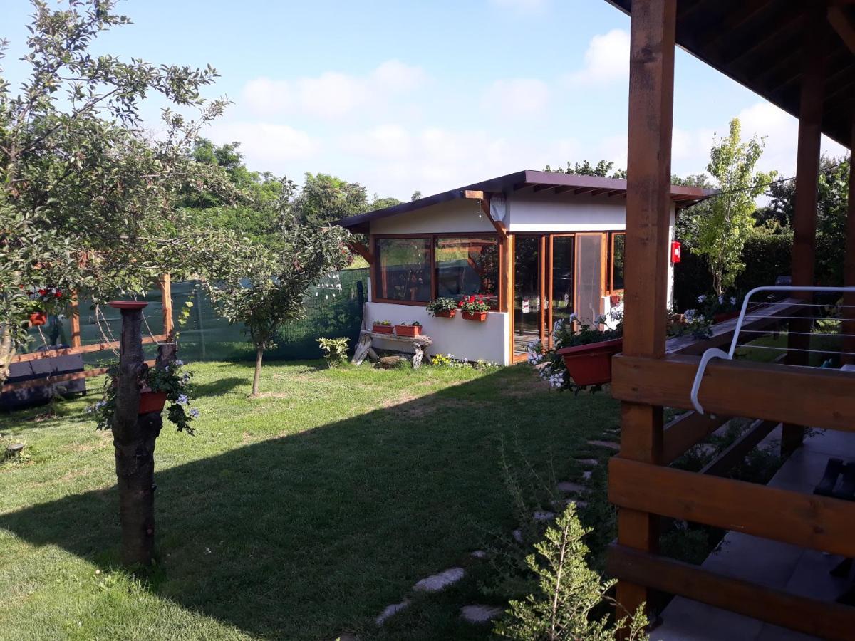 Къща За Гости Ваканция Ezerets Exteriér fotografie